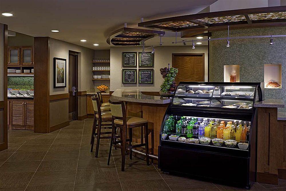 Hyatt Place Denver Airport Aurora Restaurang bild